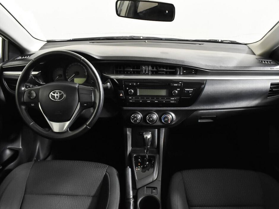 Toyota Corolla, 1.6 л, Вариатор, 2014 фото 8