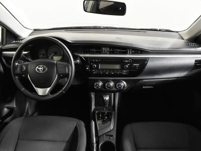 Toyota Corolla, 1.6 л, CVT, 2014 фото 8