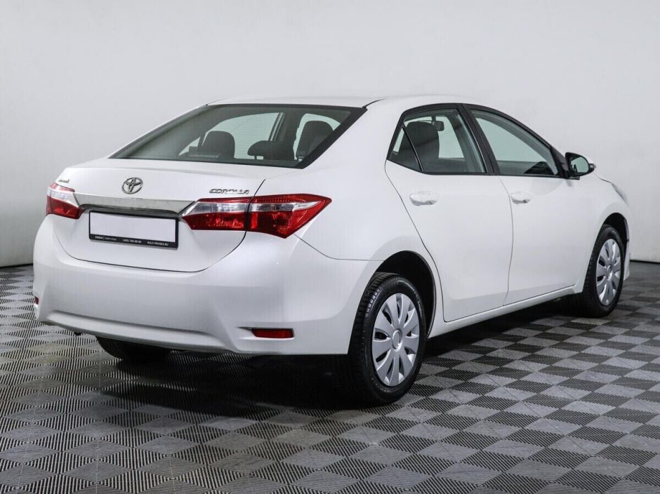 Toyota Corolla, 1.6 л, Вариатор, 2014 фото 5