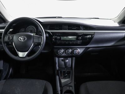 Toyota Corolla, 1.6 л, CVT, 2014 фото 8