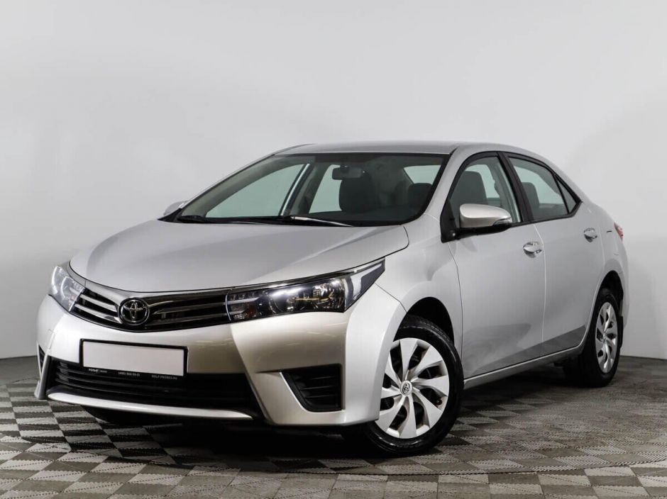 Toyota Corolla, 1.6 л, Вариатор, 2013 фото 3