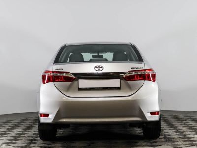 Toyota Corolla, 1.6 л, CVT, 2013 фото 6