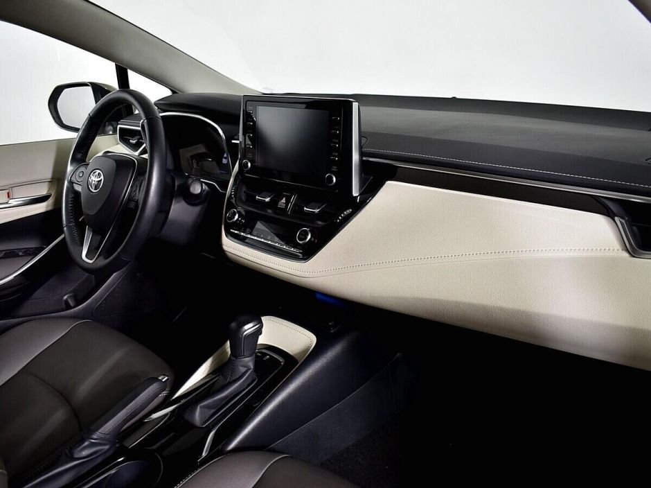 Toyota Corolla, 1.6 л, Вариатор, 2020 фото 10