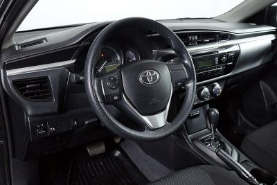 Toyota Corolla, 1.6 л, CVT, 2014 фото 7