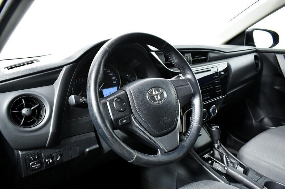 Toyota Corolla, 1.6 л, Вариатор, 2017 фото 7