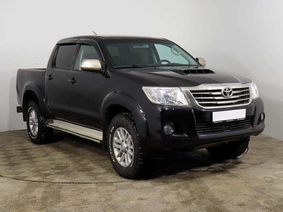 Toyota Hilux, 3.0 л, АТ, 2014 фото 5