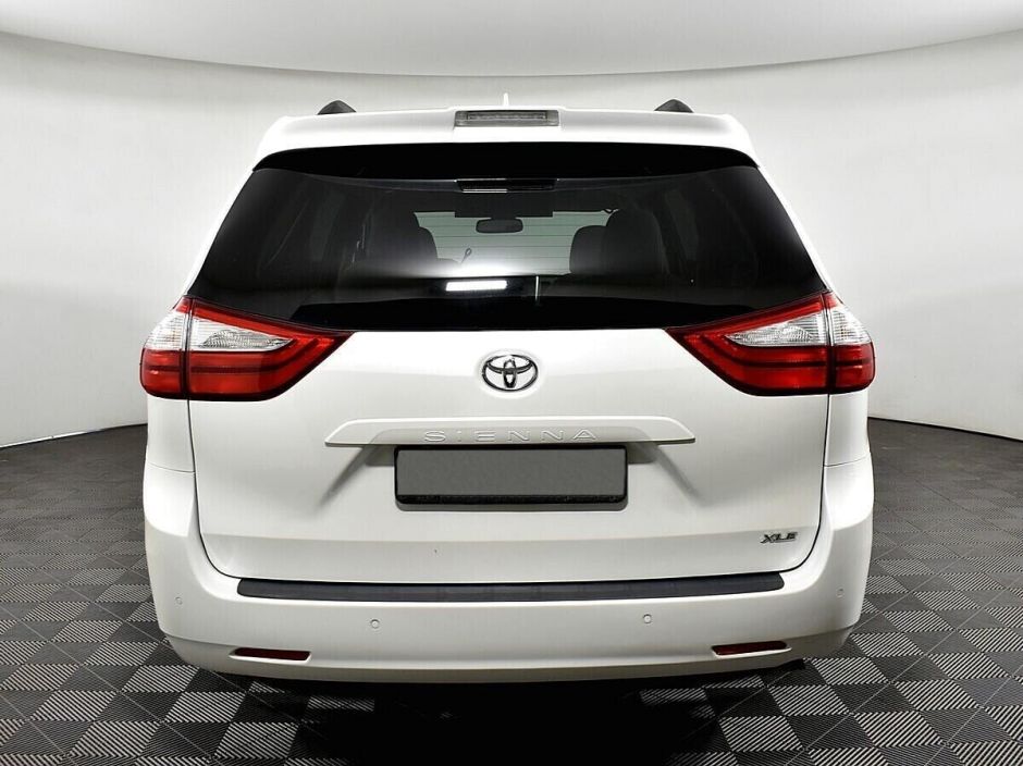 Toyota Sienna, 3.5 л, АТ, 2019 фото 6