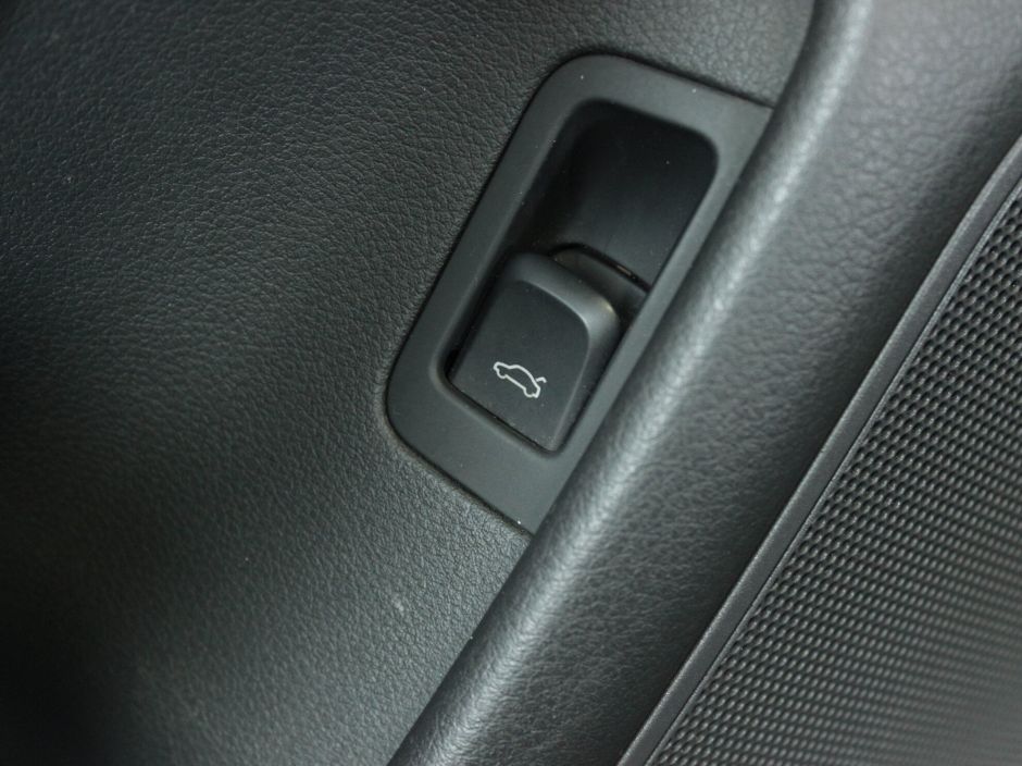 Audi A6, 3.0 л, Робот, 2011 фото 18