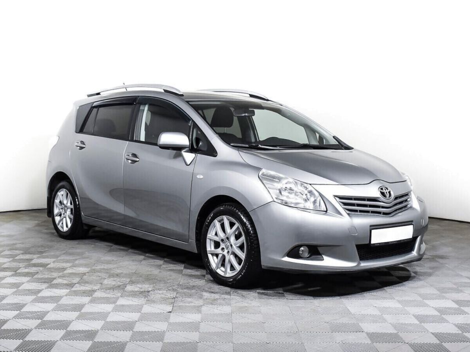 Toyota Verso, 1.8 л, Вариатор, 2011 фото 5