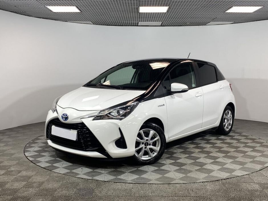 Toyota Yaris, 1.5 л, Вариатор, 2017 фото 3