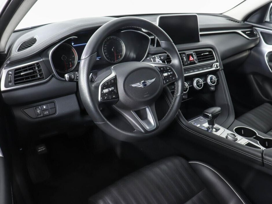 Genesis G70, 2.0 л, АТ, 2019 фото 7