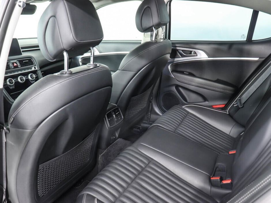 Genesis G70, 2.0 л, АТ, 2019 фото 1