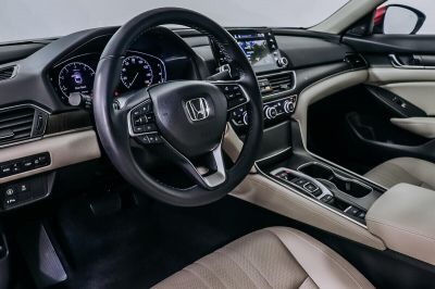 Honda Accord, 2.0 л, АКПП, 2018 фото 7