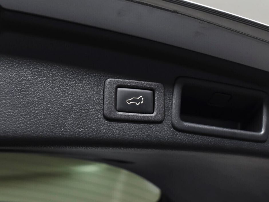 Subaru Forester, 2.5 л, Вариатор, 2017 фото 1