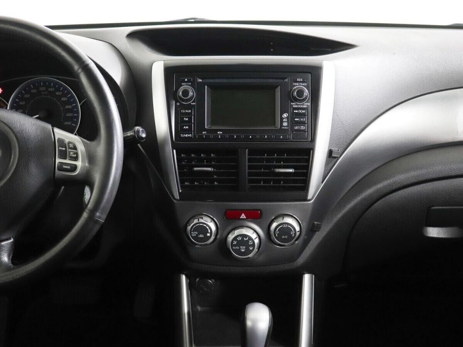 Subaru Forester, 2.0 л, АТ, 2012 фото 9