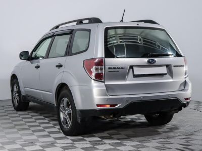 Subaru Forester, 2.0 л, АКПП, 2011 фото 6