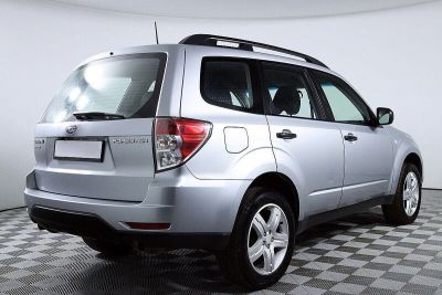 Subaru Forester, 2.0 л, АКПП, 2012 фото 4