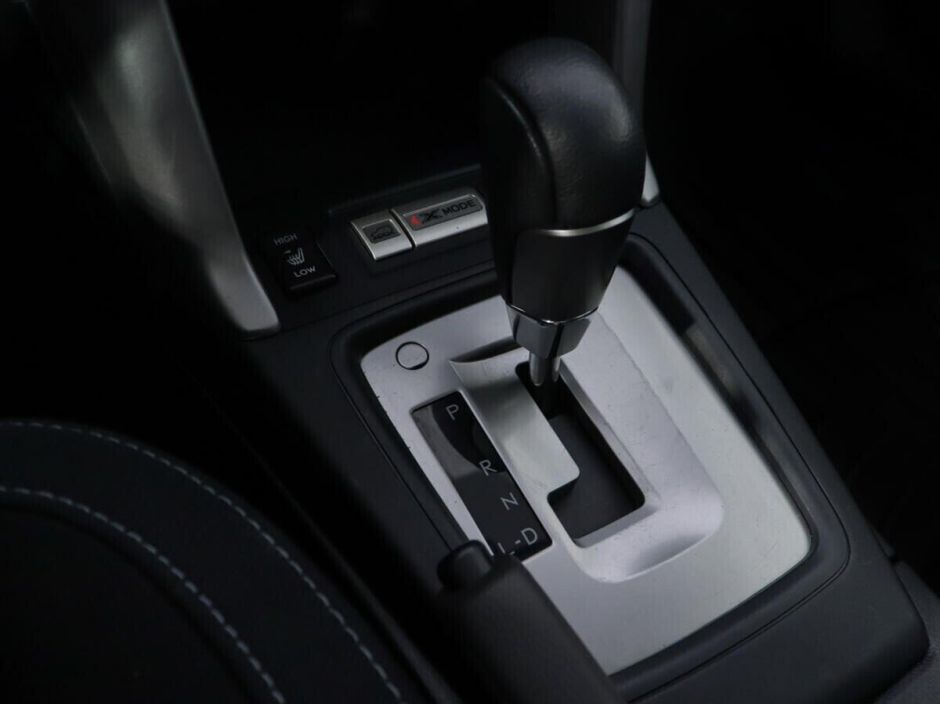 Subaru Forester, 2.5 л, Вариатор, 2015 фото 1