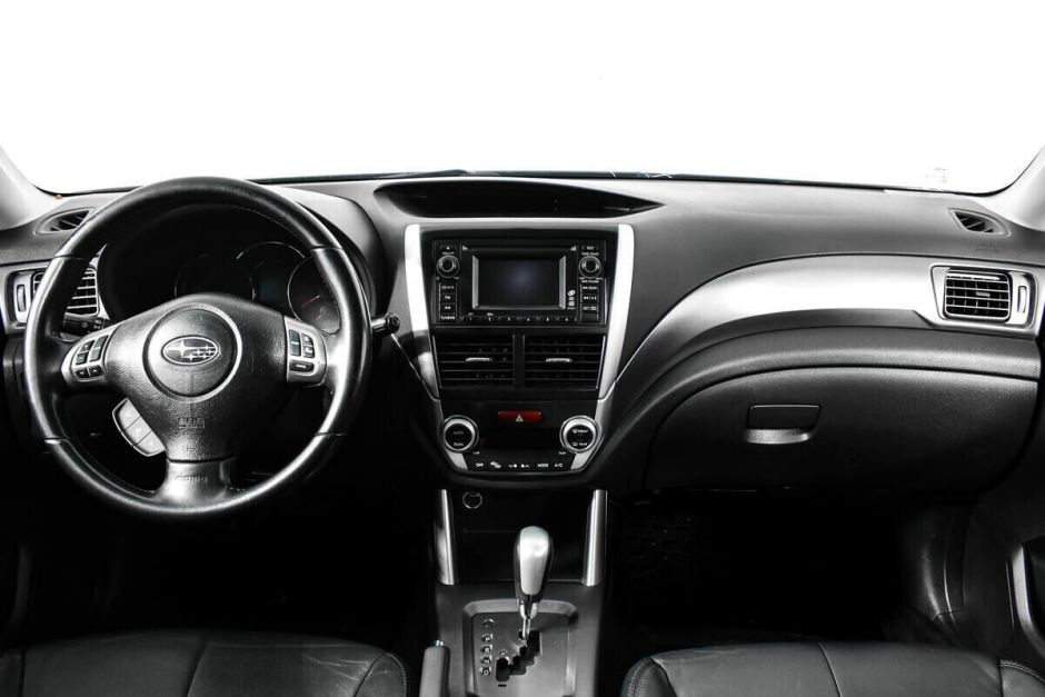 Subaru Forester, 2.5 л, АТ, 2011 фото 8