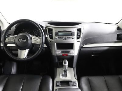 Subaru Legacy, 2.0 л, CVT, 2010 фото 8