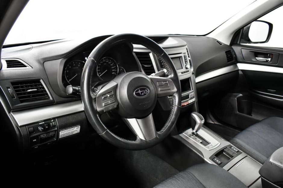 Subaru Legacy, 2.0 л, Вариатор, 2011 фото 7