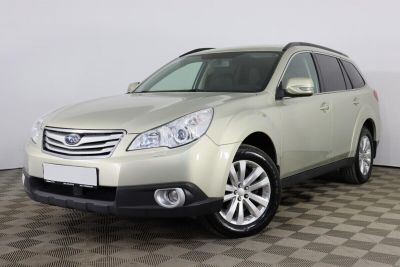 Subaru Outback, 2.5 л, CVT, 2010 фото 3