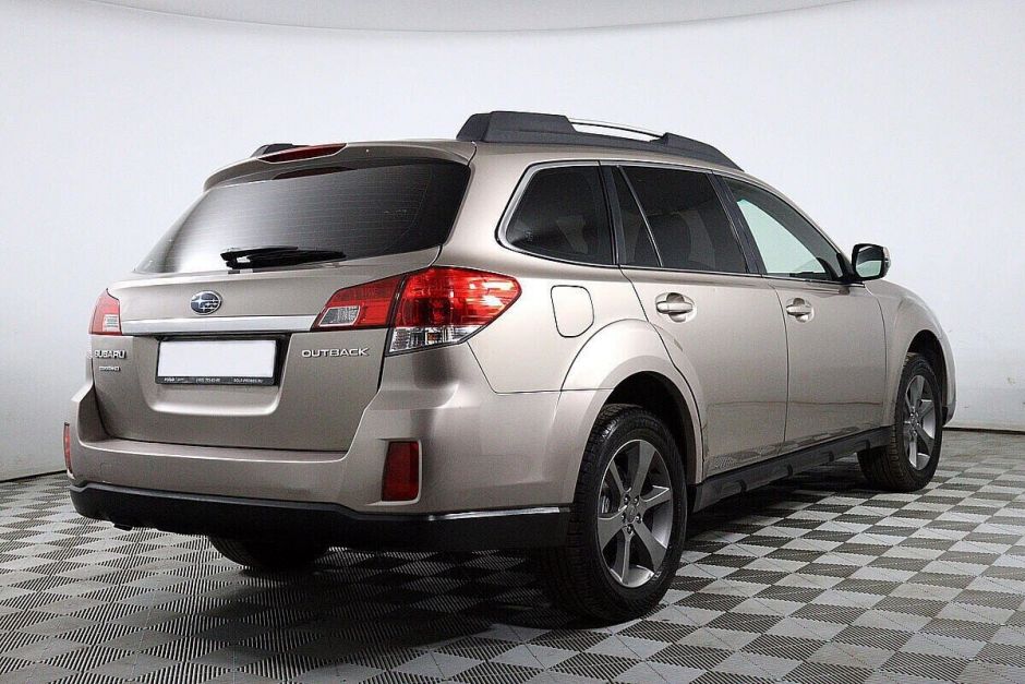 Subaru Outback, 2.5 л, Вариатор, 2014 фото 4