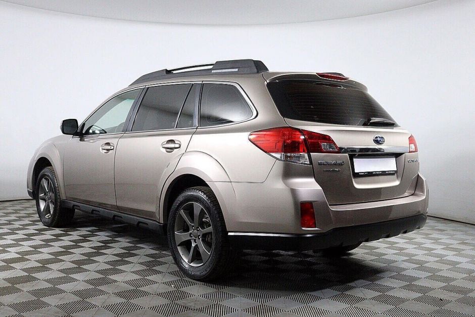 Subaru Outback, 2.5 л, Вариатор, 2014 фото 6