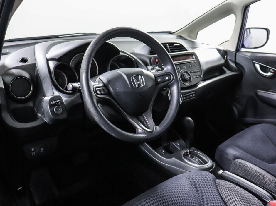Honda Jazz, 1.3 л, Вариатор, 2012 фото 7