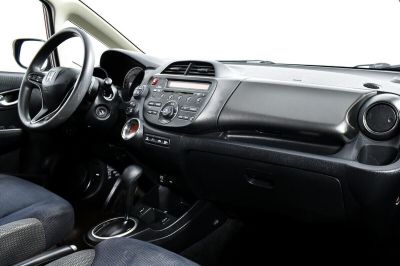 Honda Jazz, 1.3 л, CVT, 2011 фото 2