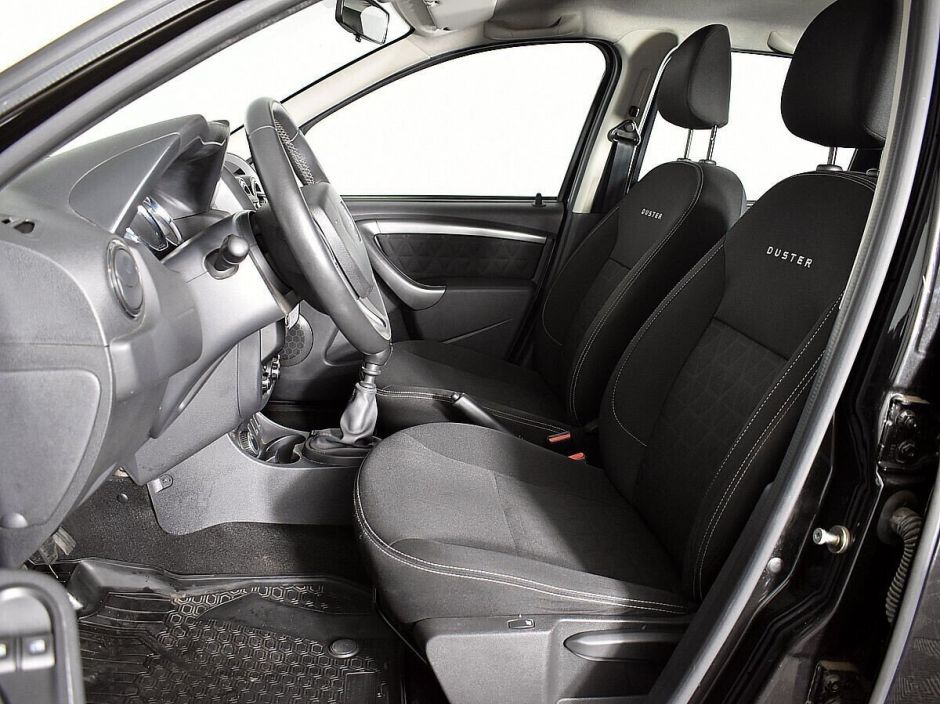 Renault Duster, 2.0 л, МТ, 2018 фото 7