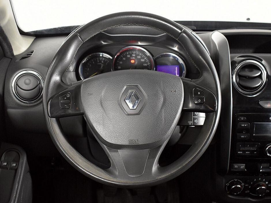 Renault Duster, 2.0 л, МТ, 2018 фото 10