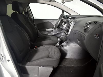 Renault Kaptur, 1.6 л, CVT, 2017 фото 2