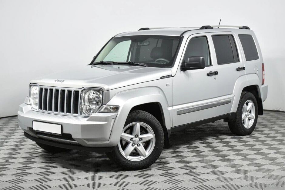 Jeep Cherokee, 2.8 л, АТ, 2012 фото 3