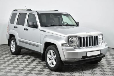 Jeep Cherokee, 2.8 л, АКПП, 2012 фото 5