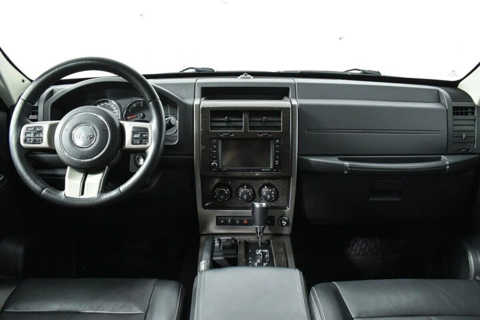 Jeep Cherokee, 2.8 л, АТ, 2012 фото 8