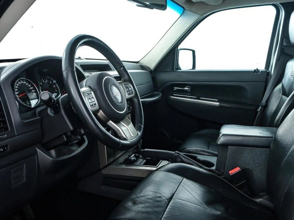 Jeep Cherokee, 3.7 л, АТ, 2011 фото 7