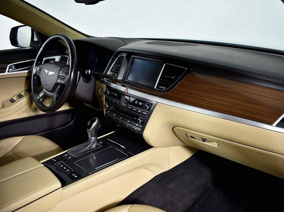 Hyundai Genesis, 3.0 л, АТ, 2016 фото 2