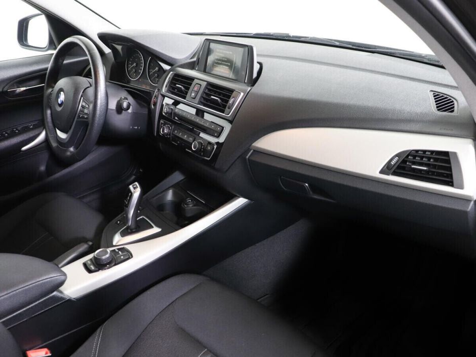 BMW 1 серии, 1.5 л, АТ, 2017 фото 2