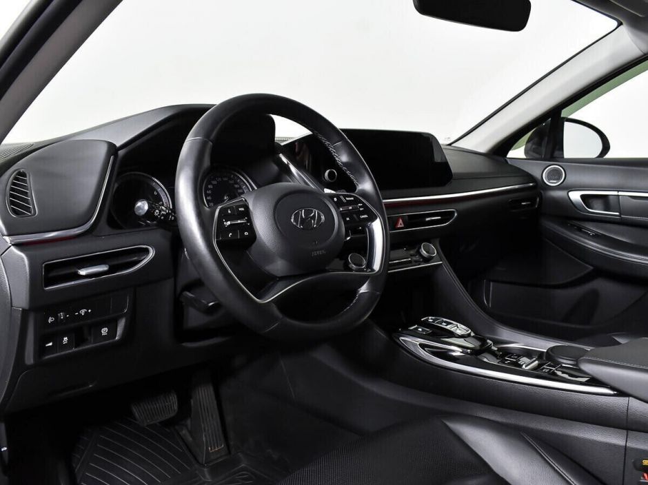 Hyundai Sonata, 2.0 л, АТ, 2020 фото 7