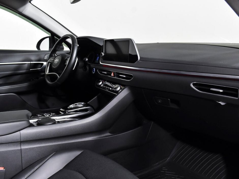 Hyundai Sonata, 2.0 л, АТ, 2020 фото 10