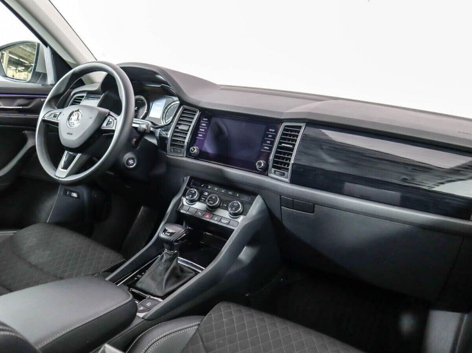 Skoda Kodiaq, 1.4 л, Робот, 2021 фото 2