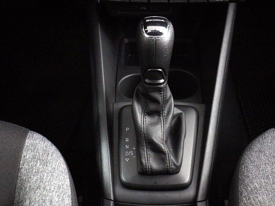 Skoda Rapid, 1.6 л, АТ, 2021 фото 2