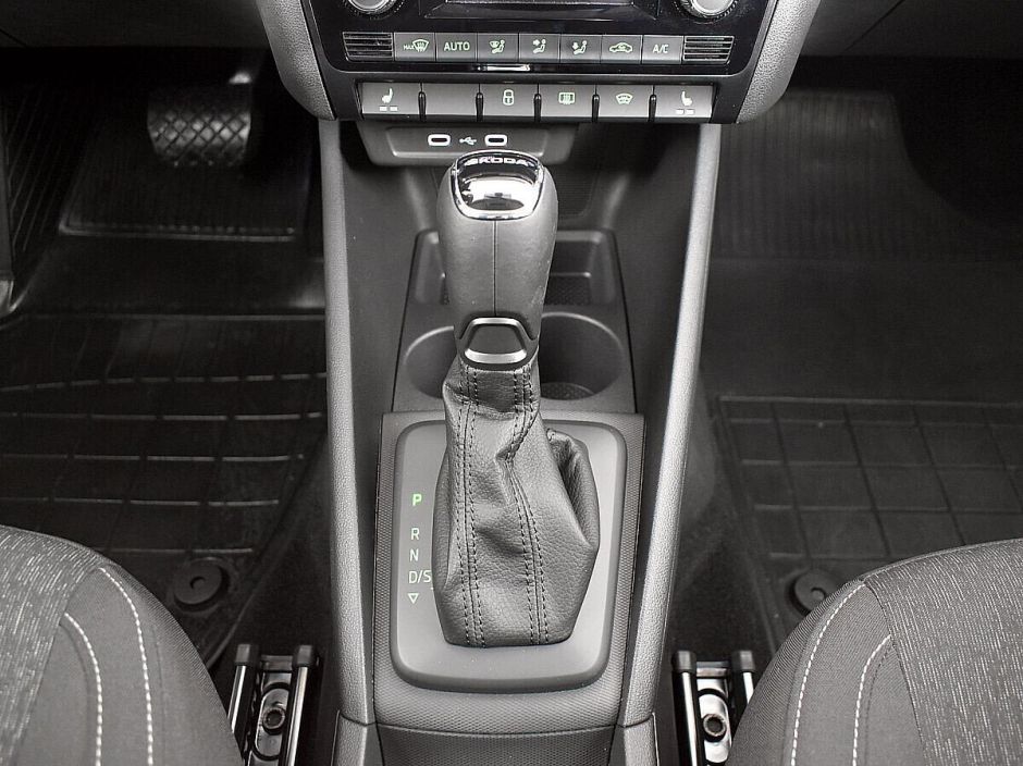 Skoda Rapid, 1.6 л, АТ, 2021 фото 1