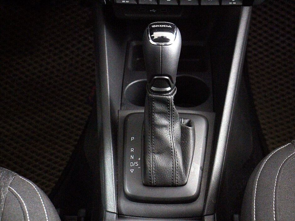 Skoda Rapid, 1.4 л, Робот, 2021 фото 1