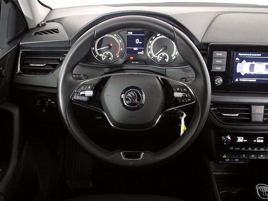 Skoda Rapid, 1.6 л, МТ, 2020 фото 11