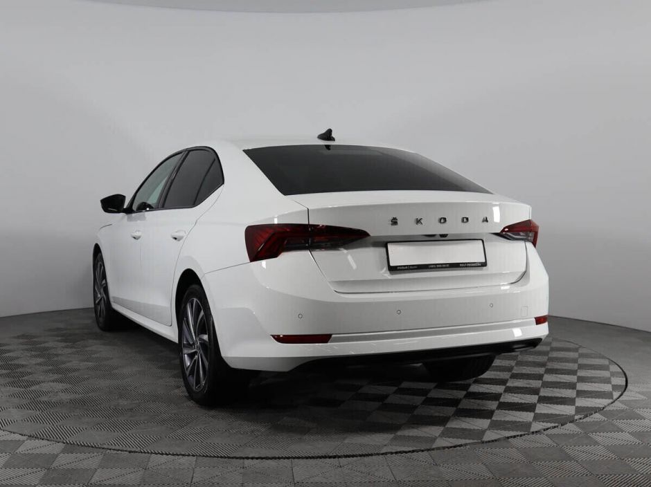 Skoda Octavia, 1.4 л, АТ, 2021 фото 6