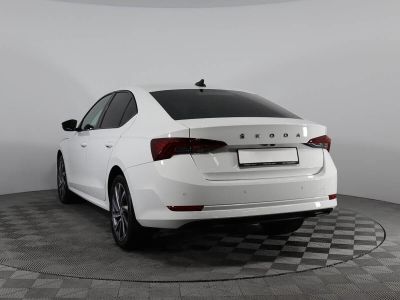 Skoda Octavia, 1.4 л, АКПП, 2021 фото 6