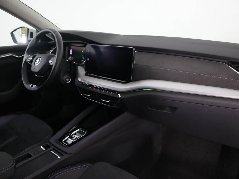 Skoda Octavia, 1.4 л, АТ, 2021 фото 2
