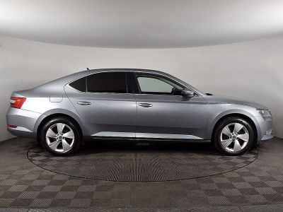 Skoda Superb, 1.4 л, РКПП, 2017 фото 6